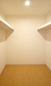 SAKURA MAISON ウォークインクローゼット