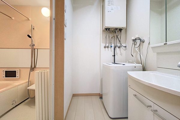 property_4deb0642-c23e-499b-b6bc-b7cae9714363_00001