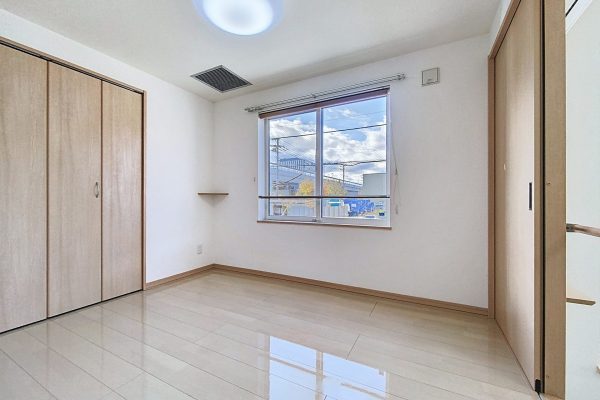 property_4deb0642-c23e-499b-b6bc-b7cae9714363_00002